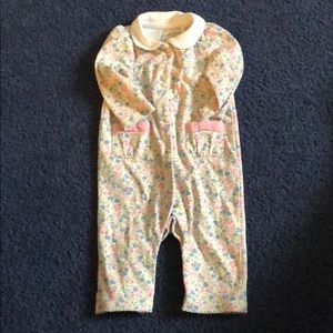 Baby onesie 3mth🎀